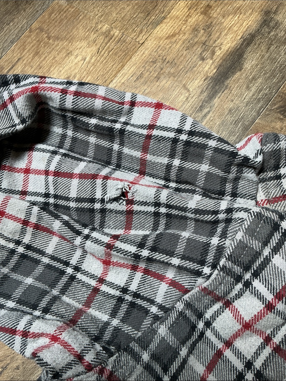 Moose Creek Men’s Flannel Button-Down Shirt - Gray & Red - Picture 3 of 5